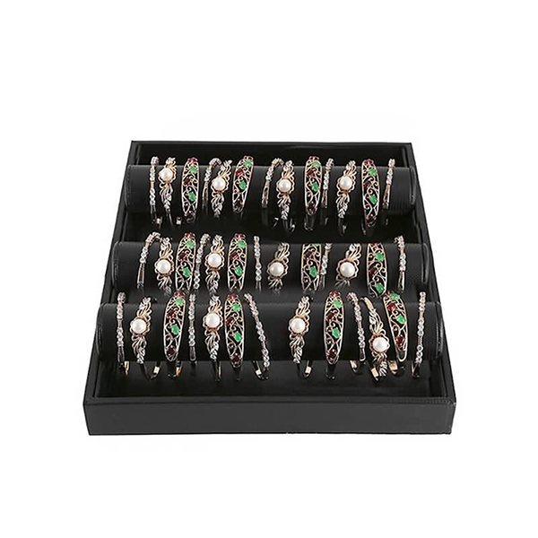 Panoorin ang bracelet bangle display holder black pu jewelry storage tray-2