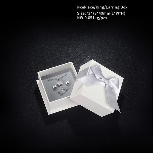 white cardboard jewelry gift box-1
